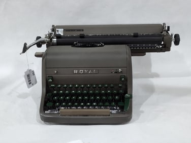 Royal Vintage Typewriter