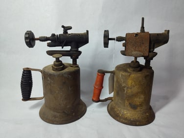 2 Brass Torches