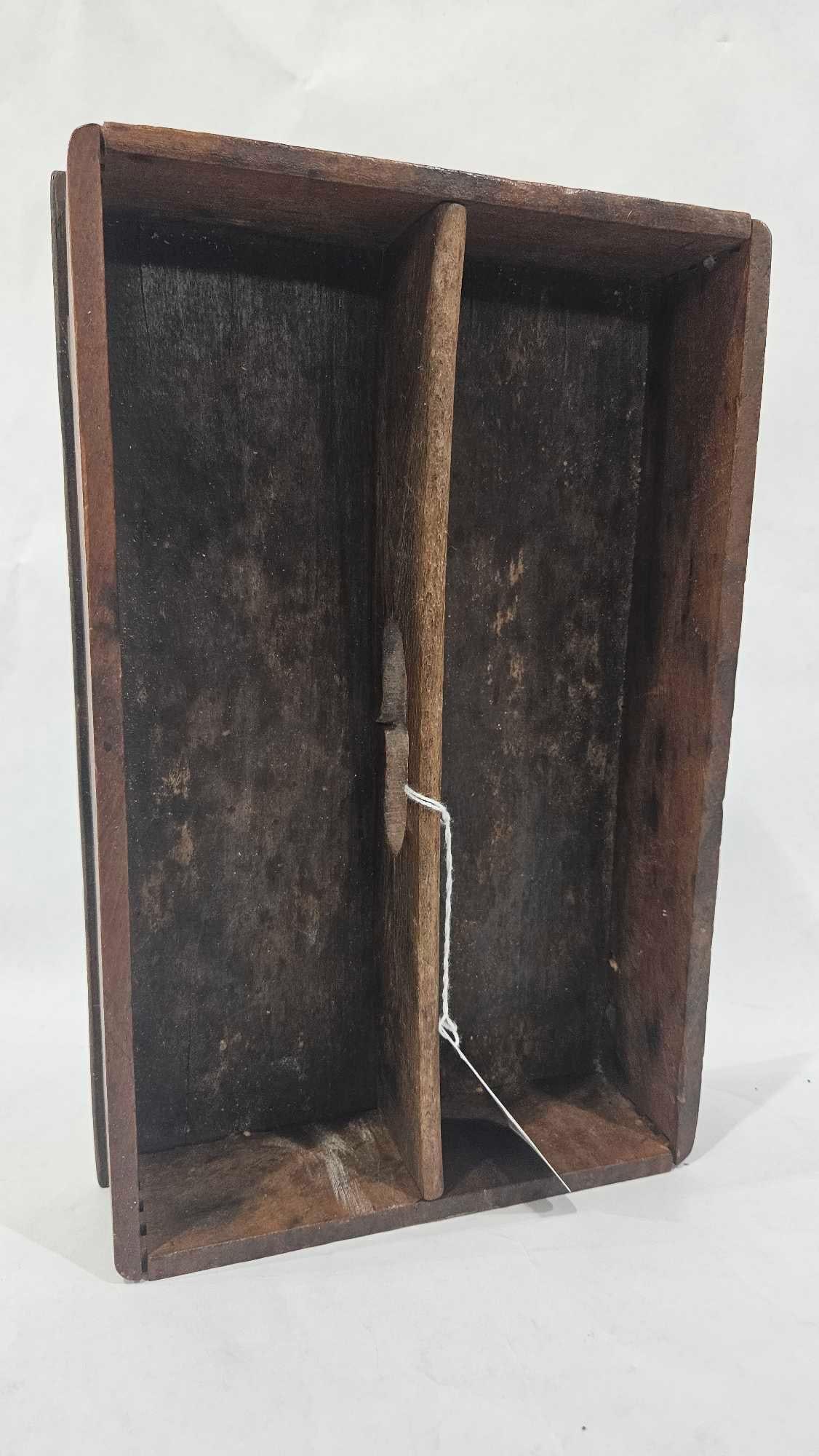 Dovetailed Wooden Caddy (1 of 9)