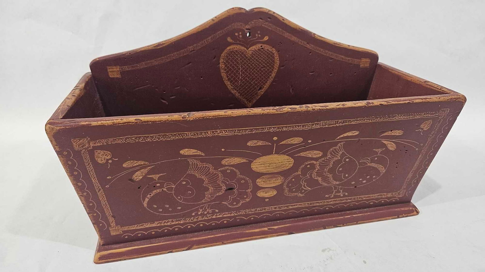 Heat & Doves Decorated Wall Box (1 of 6)