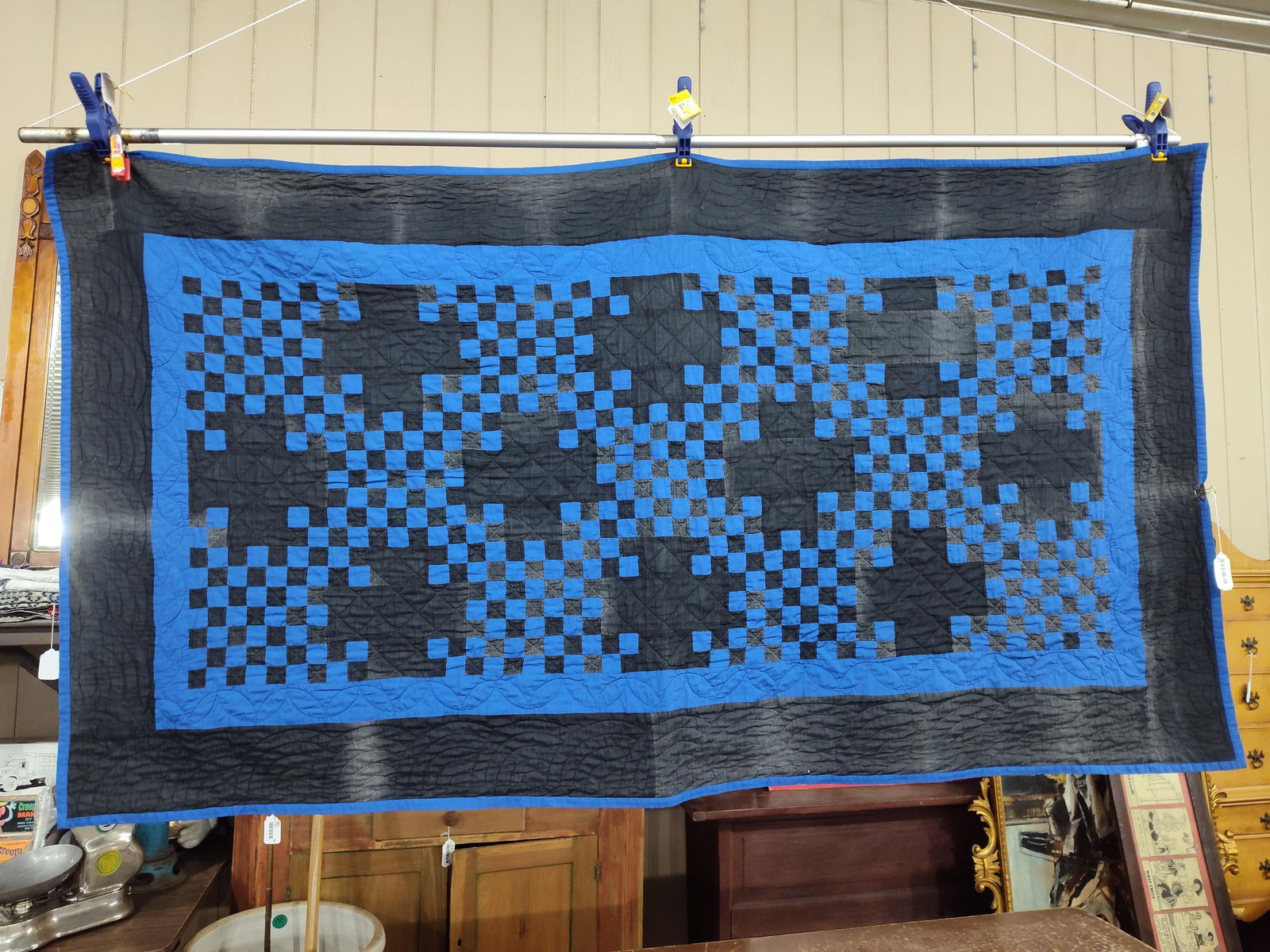 HAND STITCHED AMISH MADE CHECKERBOARD QUILT (1 of 4)