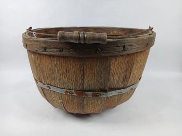 Oak Apple Gathering Basket