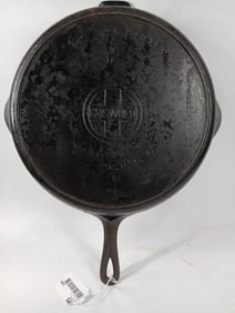 CAST IRON GRISWOLD LARGE BLOCK LOGO NO.12 SKILLET WITH FIRE RING