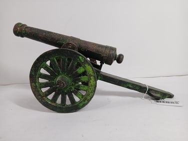 Cast Iron Model Cannon