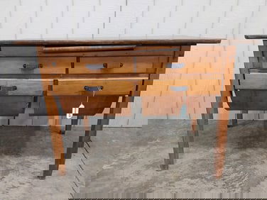 Super Nice Possum Belly Bakers Table