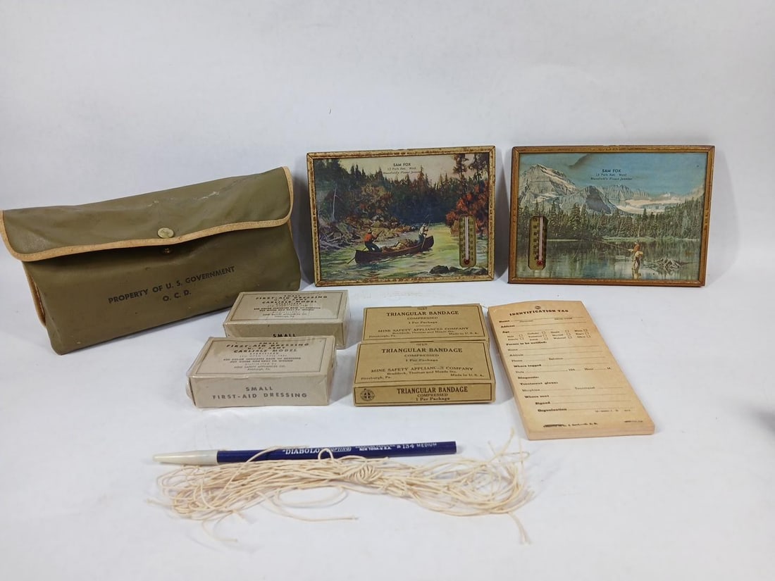 Sam Fox Advertising Thermometers & US Govt Medical Kit (1 of 7)