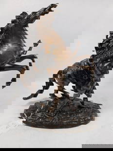 Bronze Marly Horses Coustou Statue: Very nice condition with attention to detail. 15.5x12x6