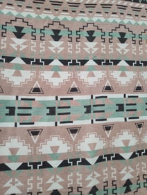 SOUTHWESTERN WOOL AZTEC THROW