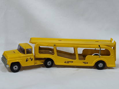 Buddy L Hertz Car Carrier: Great condition, some stenciling is worn off. 26 inches long