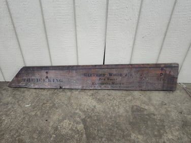 The Ice King Wooden Equipment Panel