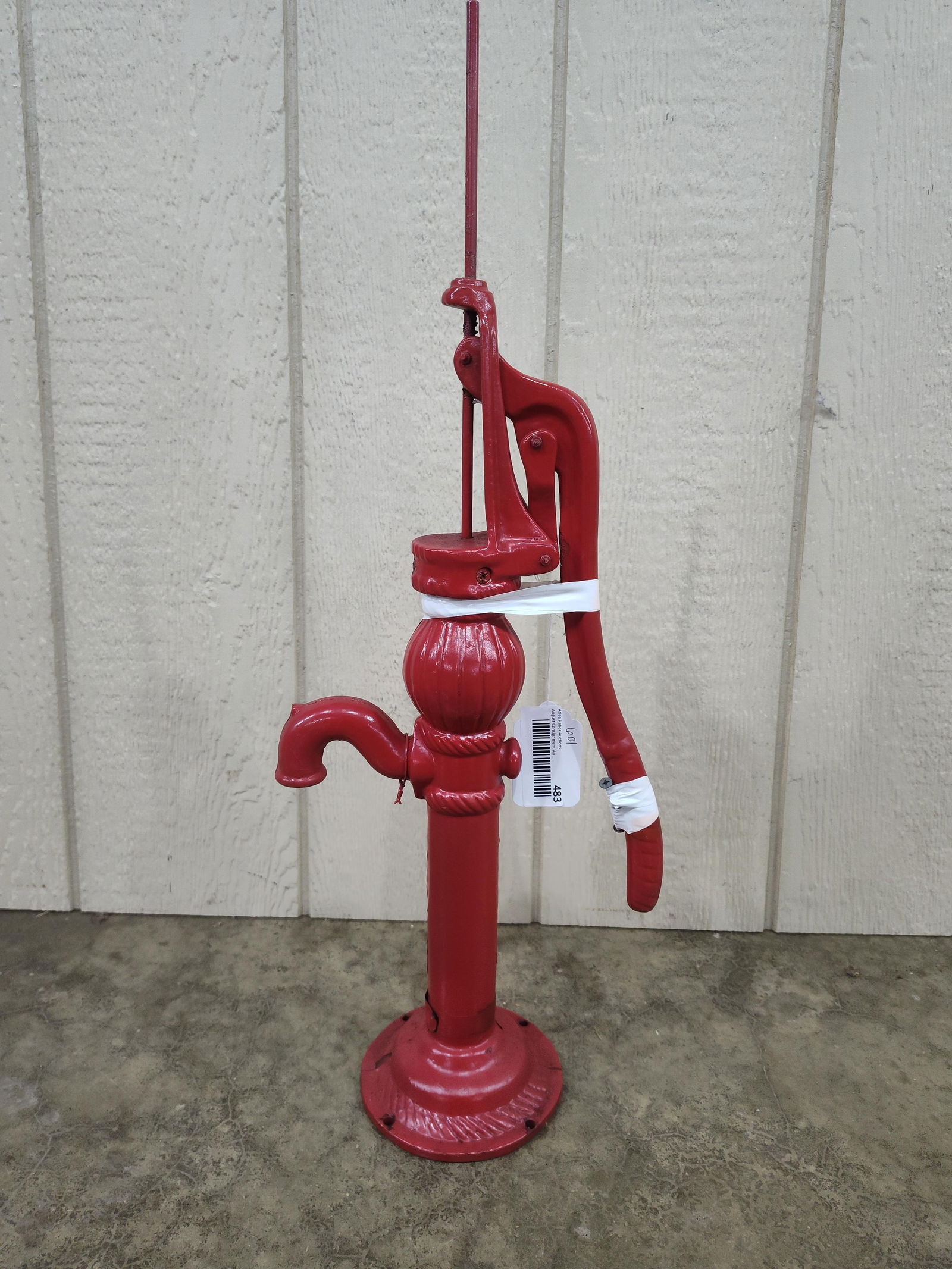 Painted Water Hand Pump (1 of 6)