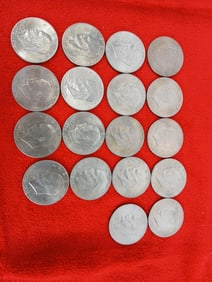 18 Bicentennial Eisenhower dollar coins