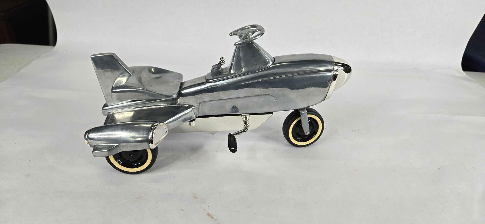 Xonex atomic missile pedal airplane (1 of 4)