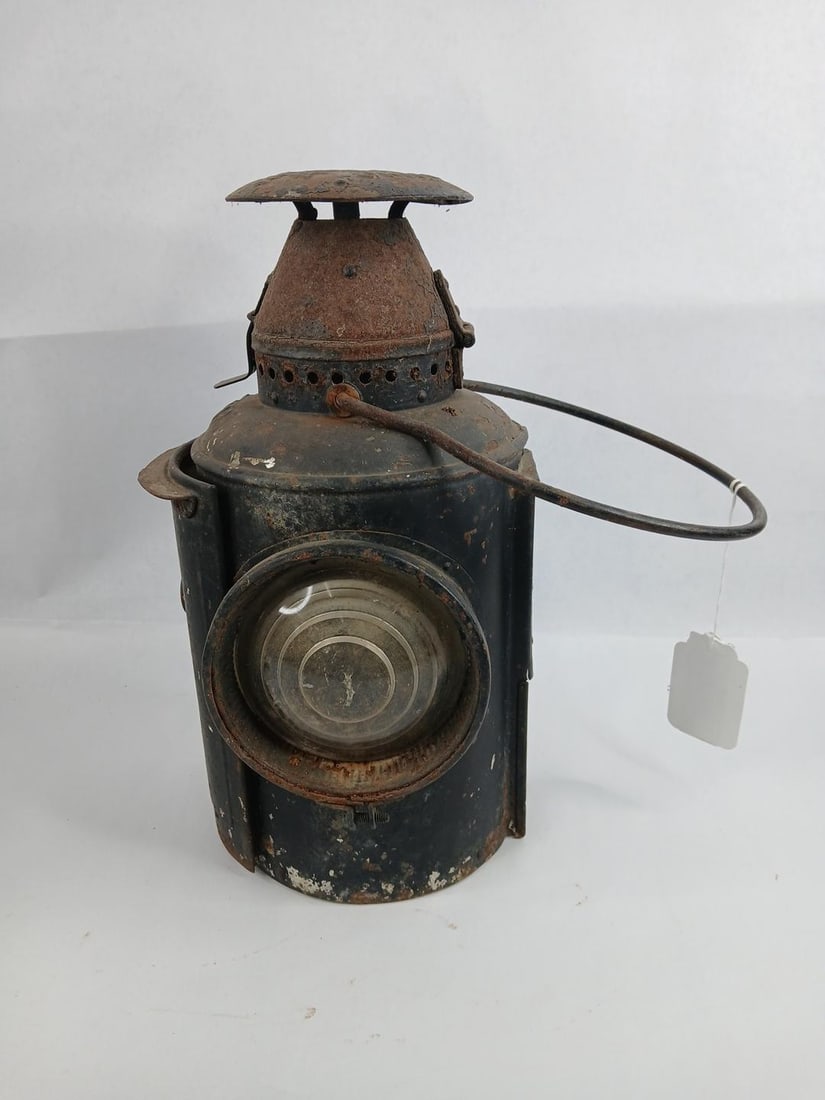L.V.R.R Adlake railroad lamp (1 of 8)