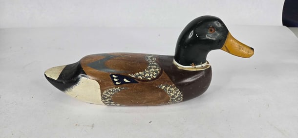Mallard hand painted wooden duck decoy