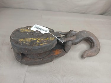 Large Snatch Block Swivel Hook Wooden Pulley