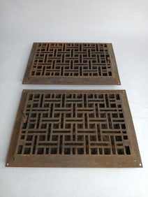 1920th cast iron heating crate & vents