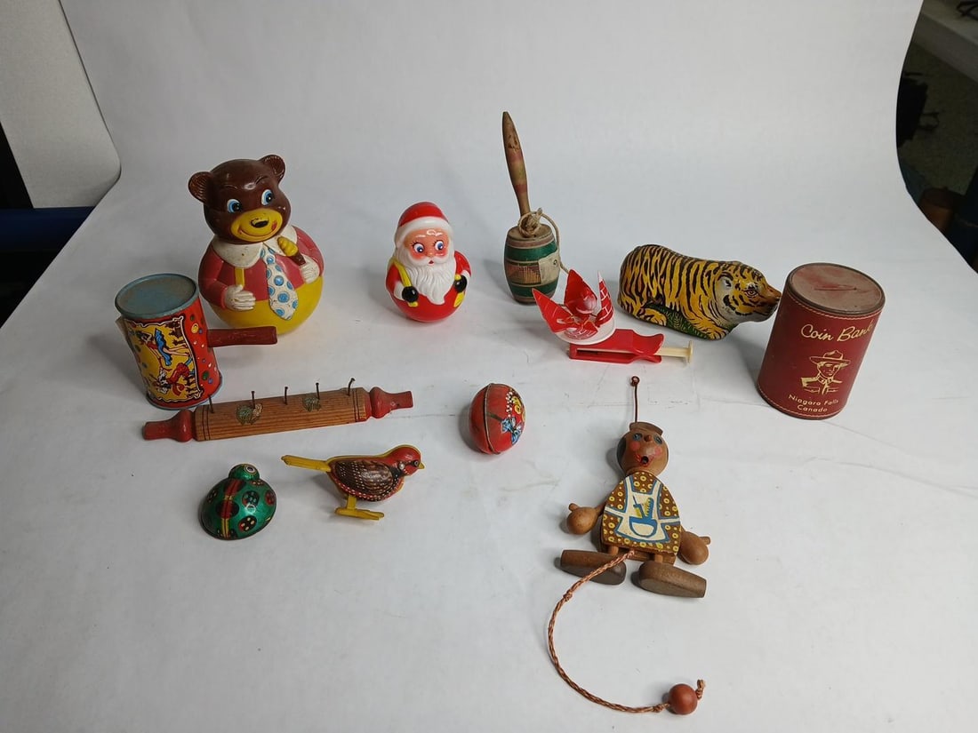 Mid century tin and wooden toys: .