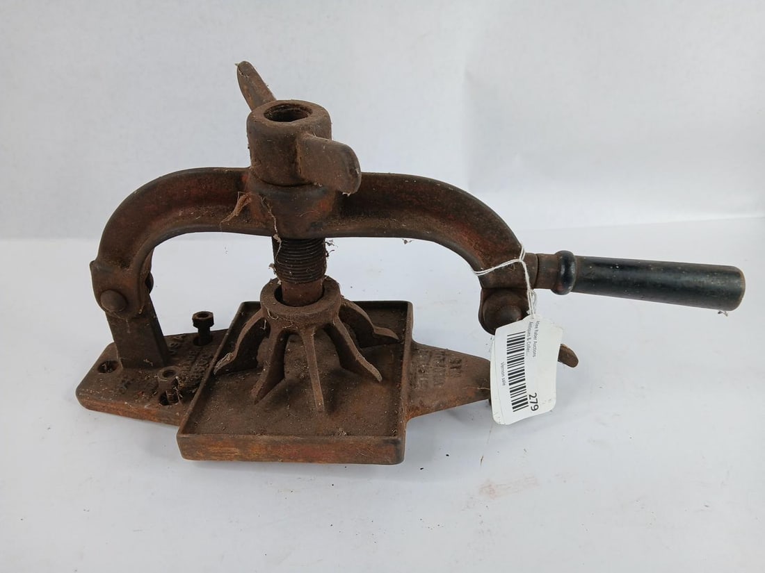 Shaler Vulcanizer tire patch tool (1 of 6)