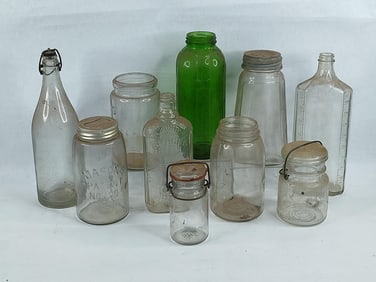 Green 32oz water /juice jar and other various jars