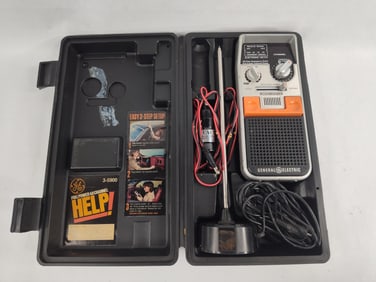 GE full power 40 channel 2 way citizens band radio