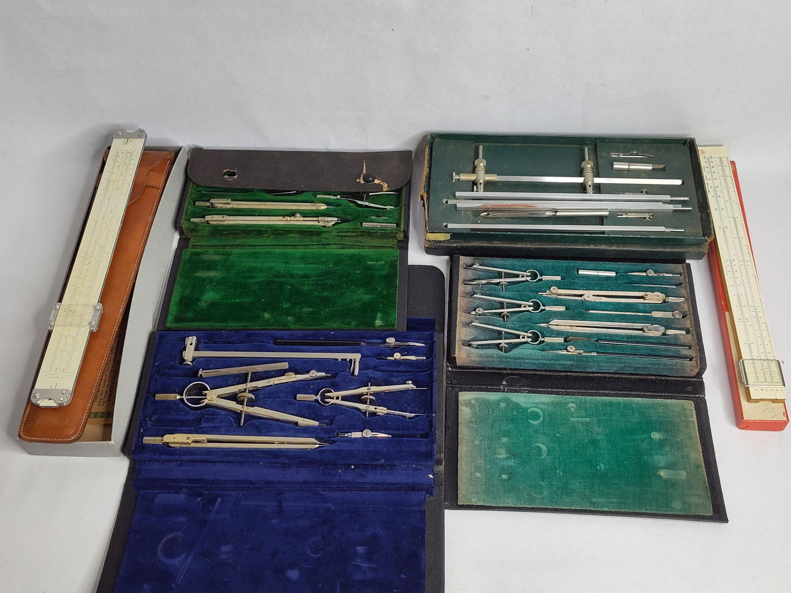 Machinist drafting tools and slide rules (1 of 7)