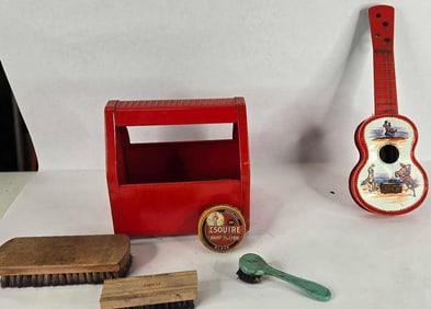 Tin litho Roy rogers guitar and shoe shine set