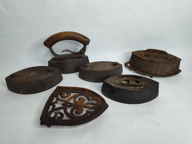 5 sad iron and trivets