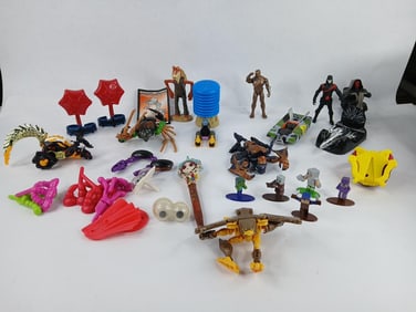 Star wars figurines and other toys