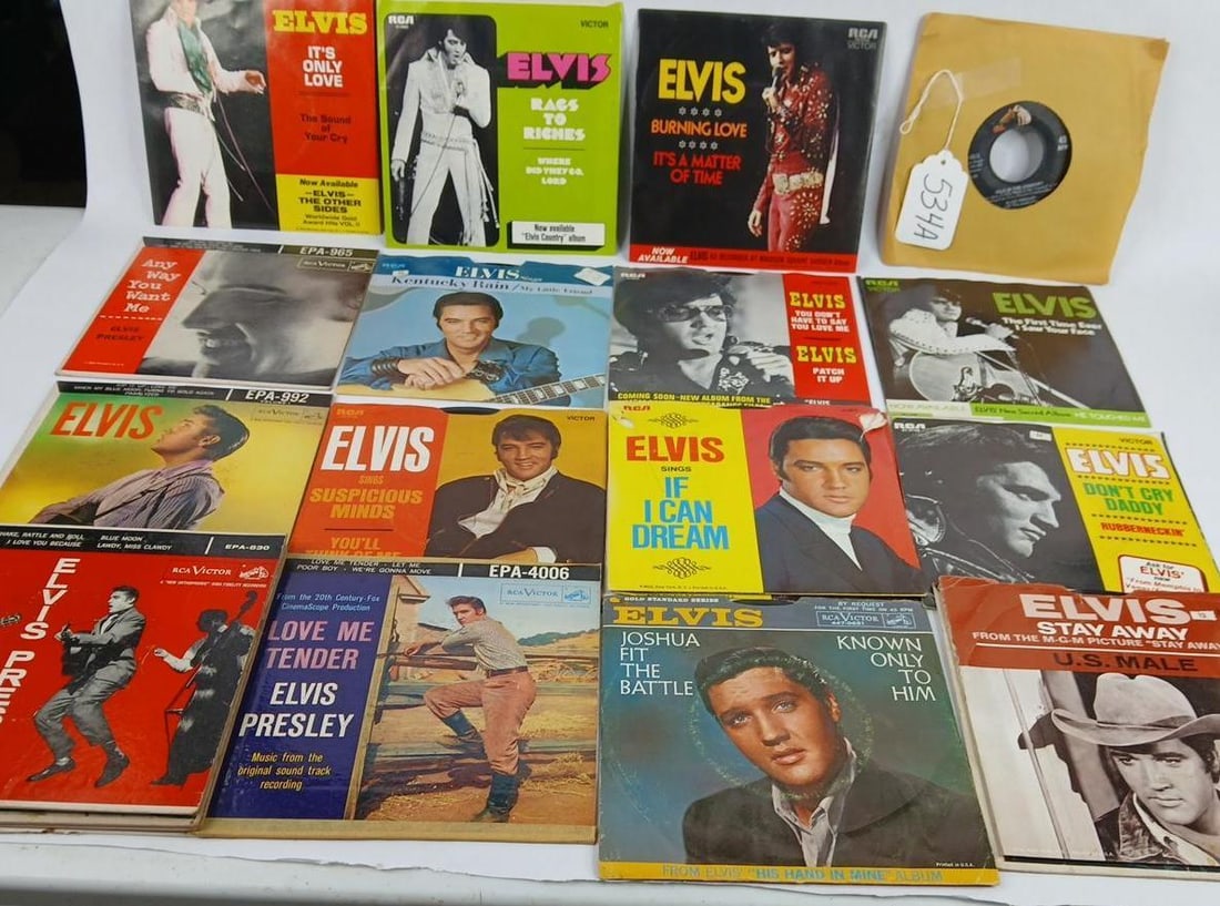 20 Elvis Presley 45 records (1 of 10)