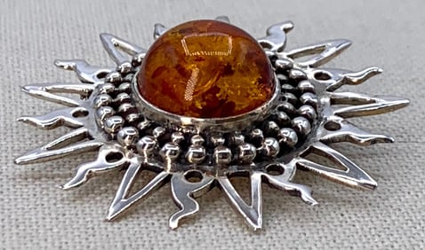 Large Sterling Silver and Cognac Amber Openwork Sun Pendant, 15 Gram 925 Brooch