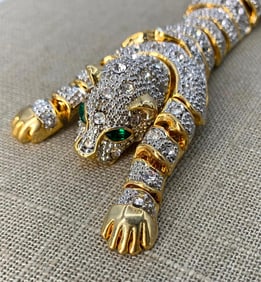Glamorous Vintage Rhinestone Pave Big Cat Gold Tone Jointed Shoulder Brooch