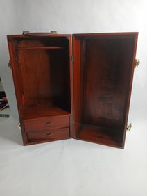 Childs doll carrying wardroble case with drawers
