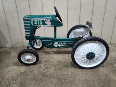 Big 4 Chain Drive Pedal Tractor