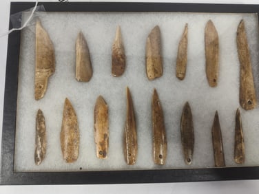 Native Bone Scrapers & Tooling
