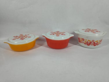 Pyrex Friendship Casserole Dishes