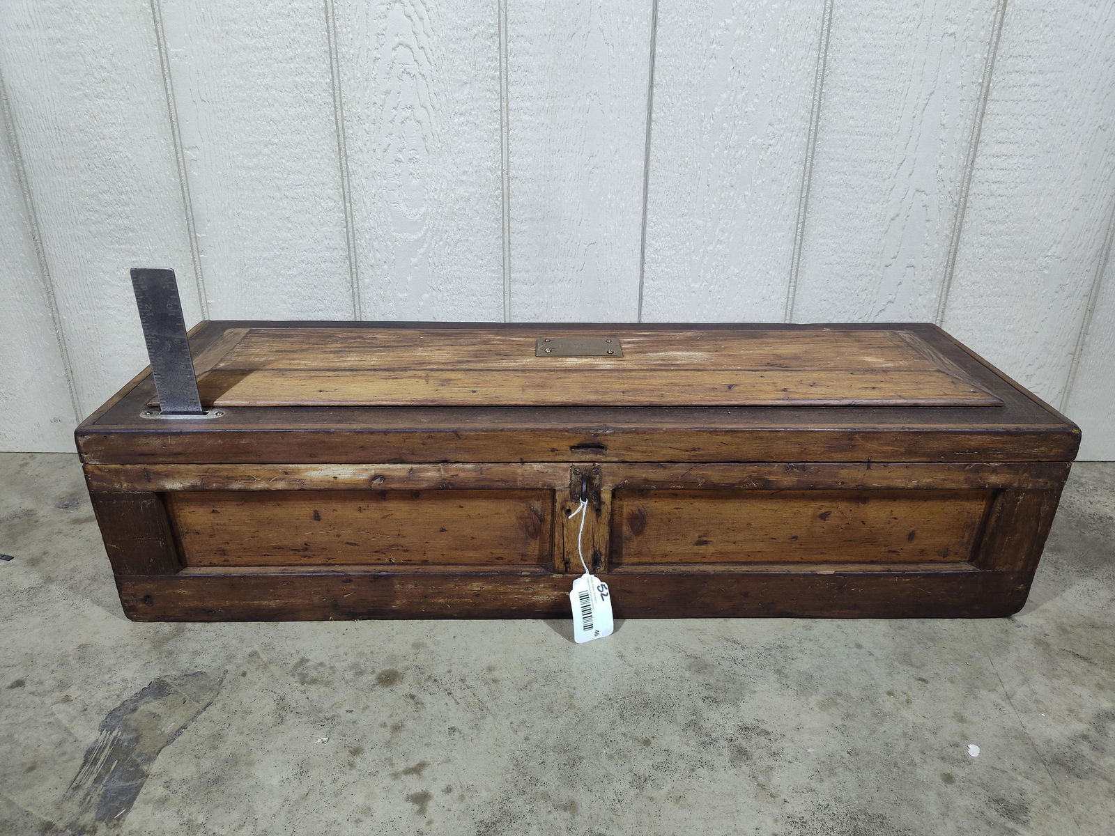 Oak Coffin Style Tool Chest (1 of 9)