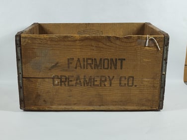 Omaha Box Co. Fairmont Creamery Co. Wood handled crate