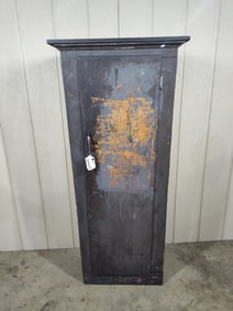 Primitive painted shelved one door pantry cupboard