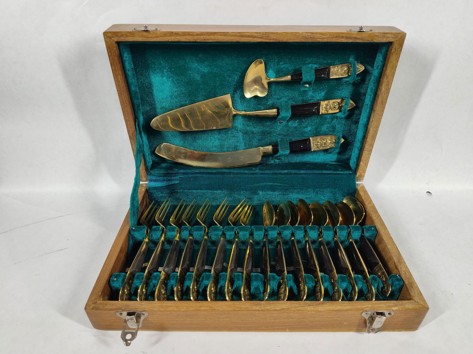 Mid Century Siam Art Bronze factory Flat Ware Dessert Set in Case (1 of 5)