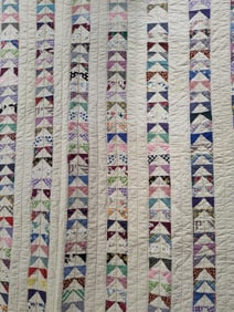 Reverse Flying Geese 1940s Quilt