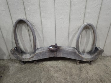 Primitive Double Neck Yoke