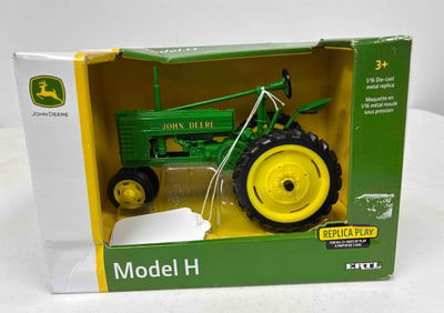 Ertl John Deere Model H NF Tractor