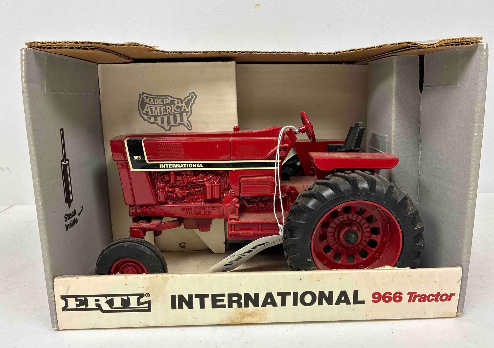 Ertl International 966 WF HD Black Stripe Special Edition Tractor: Stock no. 4624 1/16 scale?