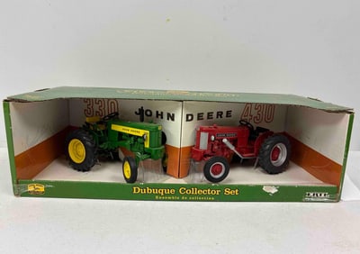 Ertl Dubuque Collector Set John Deere WF 330 & 430 Tractors