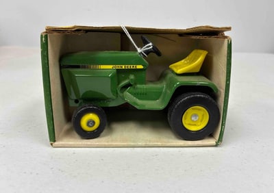Ertl John Deere Lawn and Garden Tractor Blueprint Replica