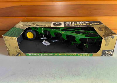 John Deere 1/8 F145H 4-Bottom Plow