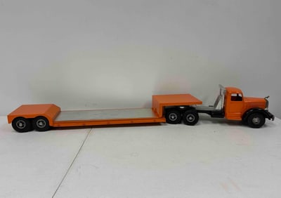 Custom Mack Semi Hauler