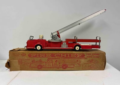 Ideal Early Fire Chief Engine w/ Arial Ladder