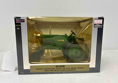 Spec Cast Oliver HD Super 88 Gas WF Tractor w/ Green Wheel Classic Series Edition